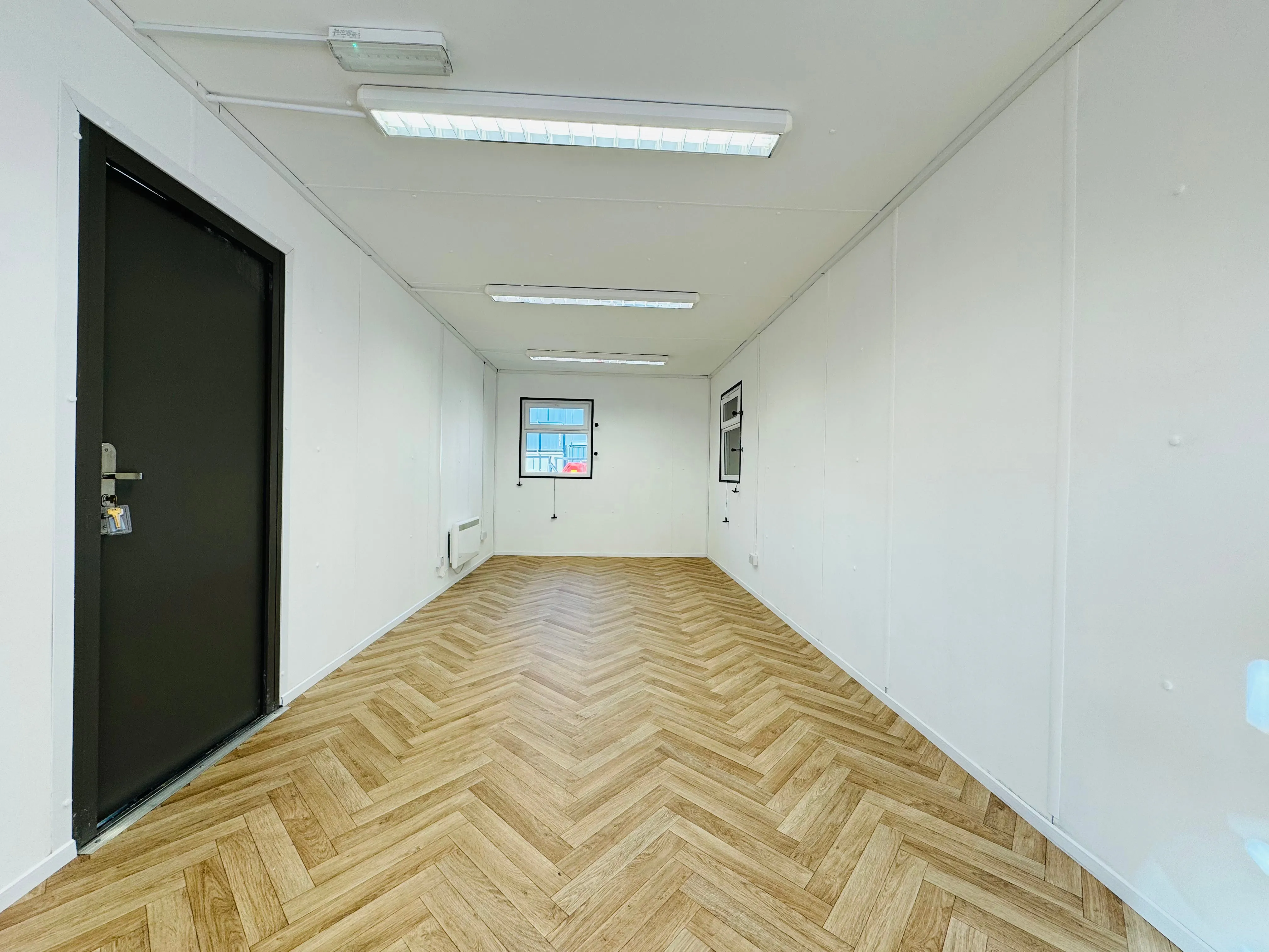 32ft Cabin | Open Plan Office / Canteen | Anti-Vandal Cabin | Portable Building | No 1075