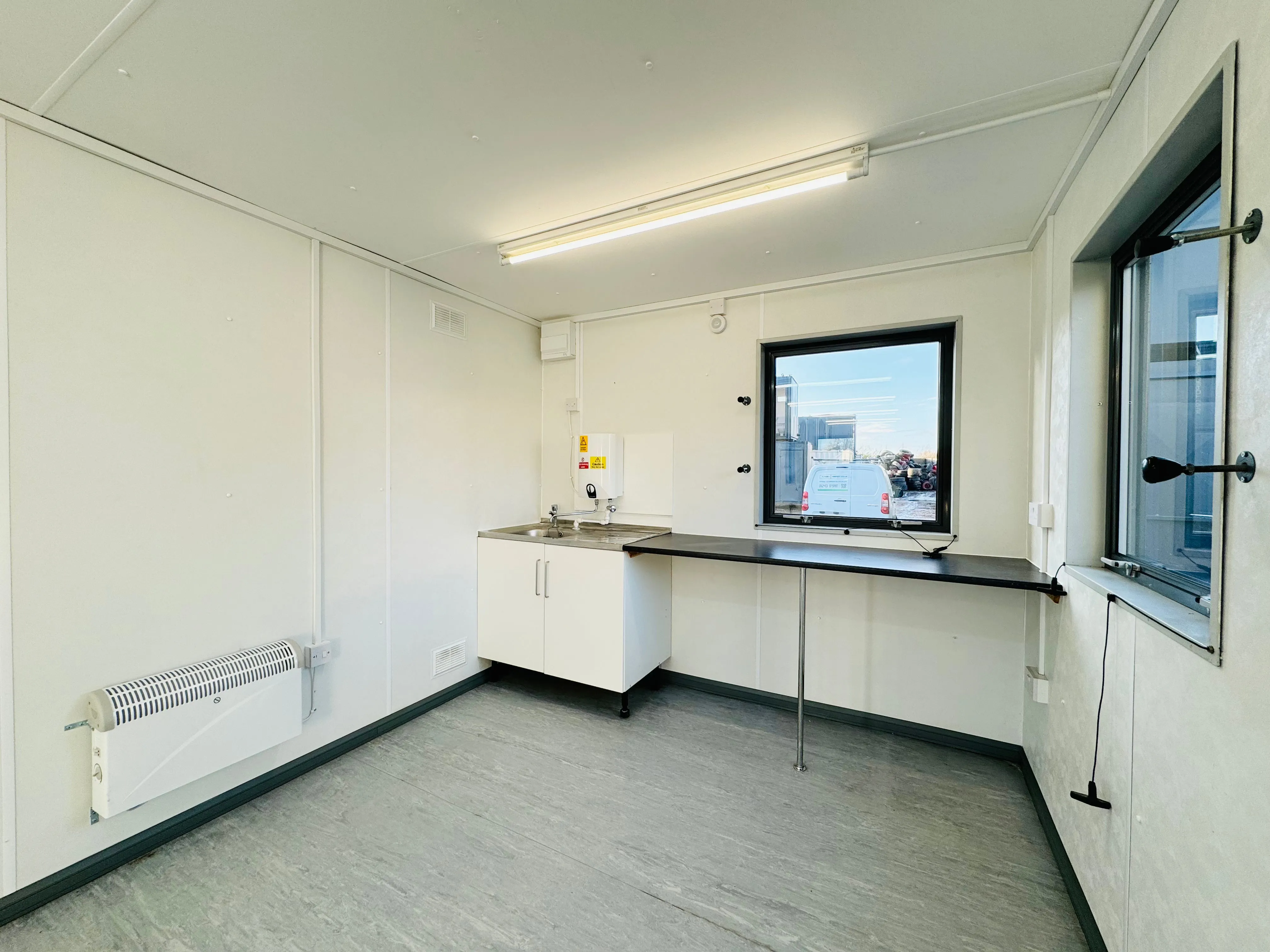 32x10ft Cabin | Office / Canteen | Anti-Vandal Cabin | Site Accommodation | kitchenette | No 975