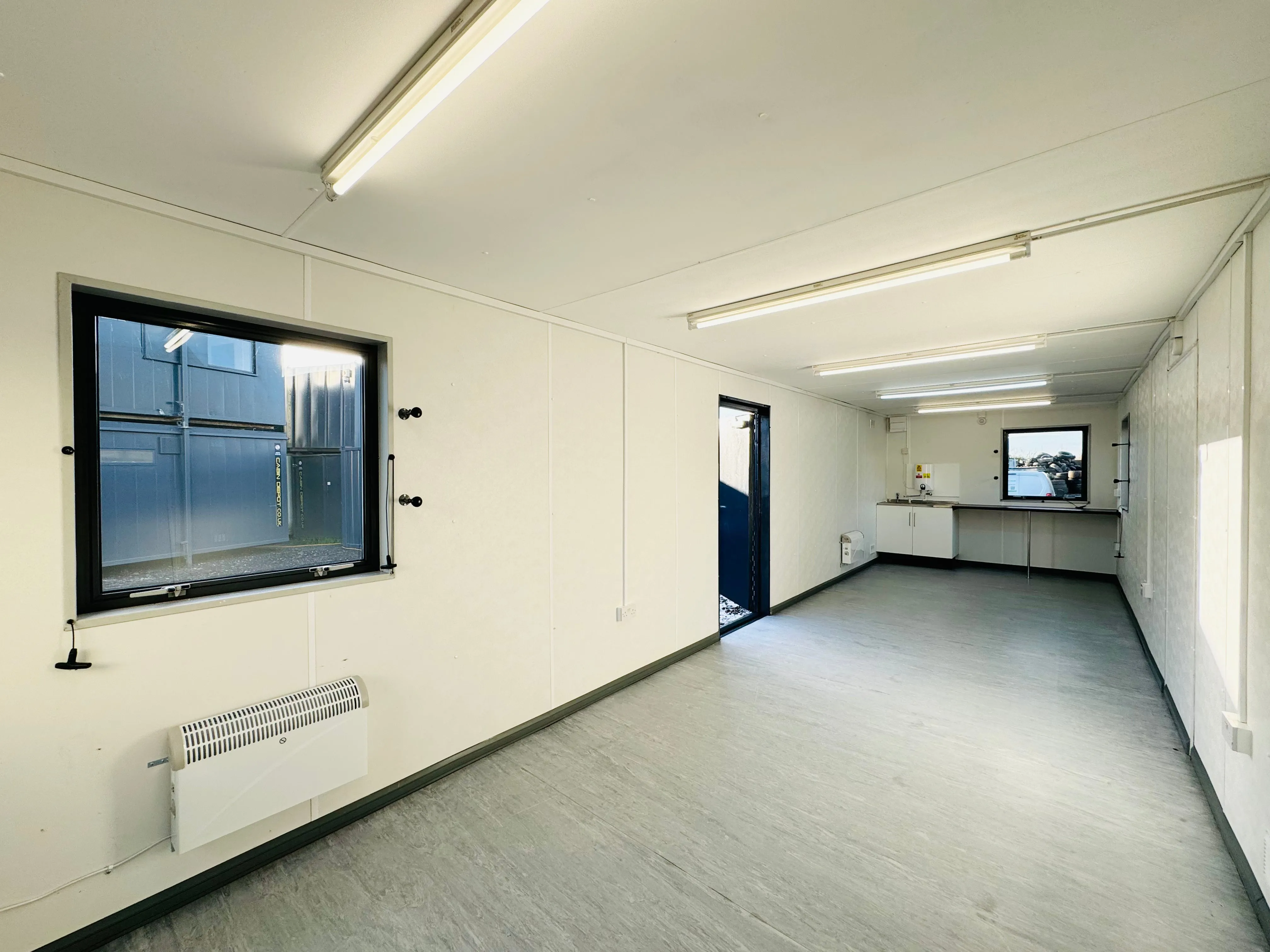 32x10ft Cabin | Office / Canteen | Anti-Vandal Cabin | Site Accommodation | kitchenette | No 975