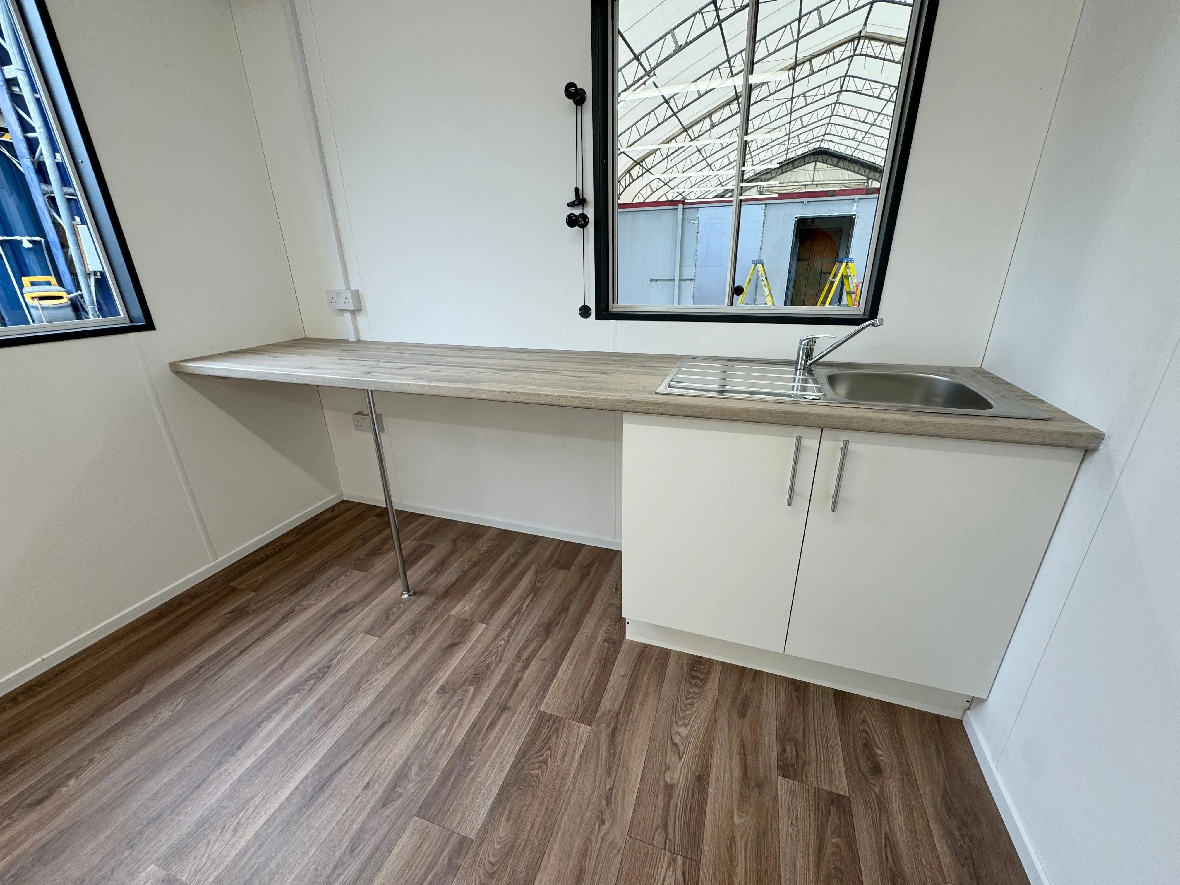 32x10ft Cabin | Open Plan Canteen / Office | Anti-Vandal | Portable Building | No 1175
