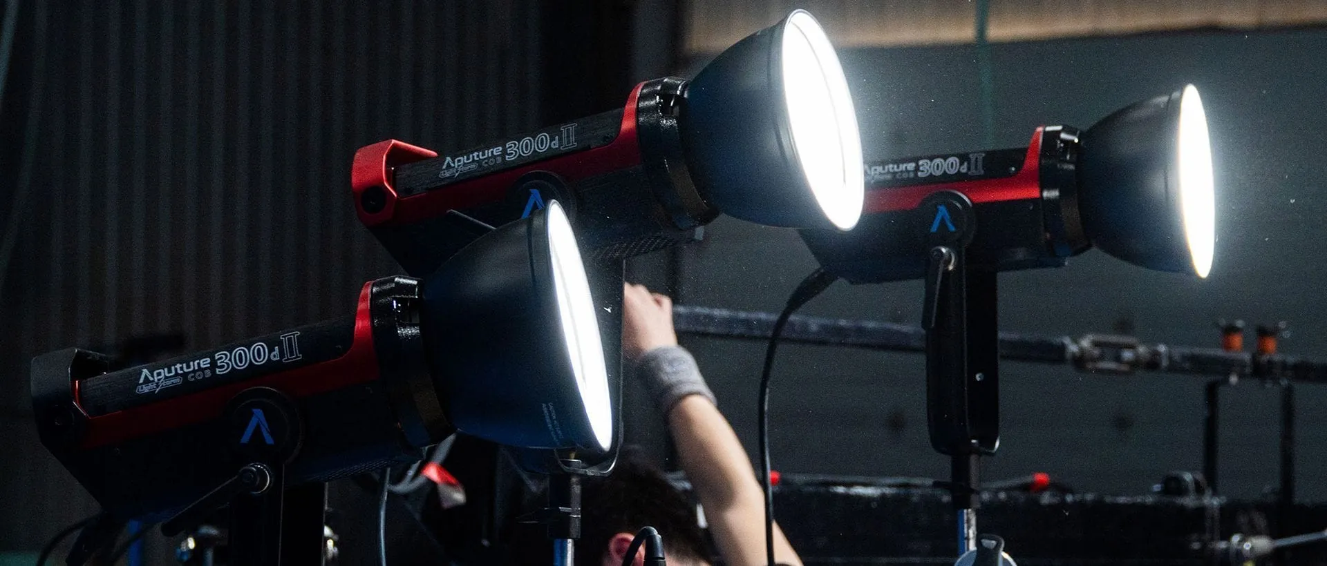 Aputure Light Storm C300D II 5500k CRI 96  LED Video Studio Light