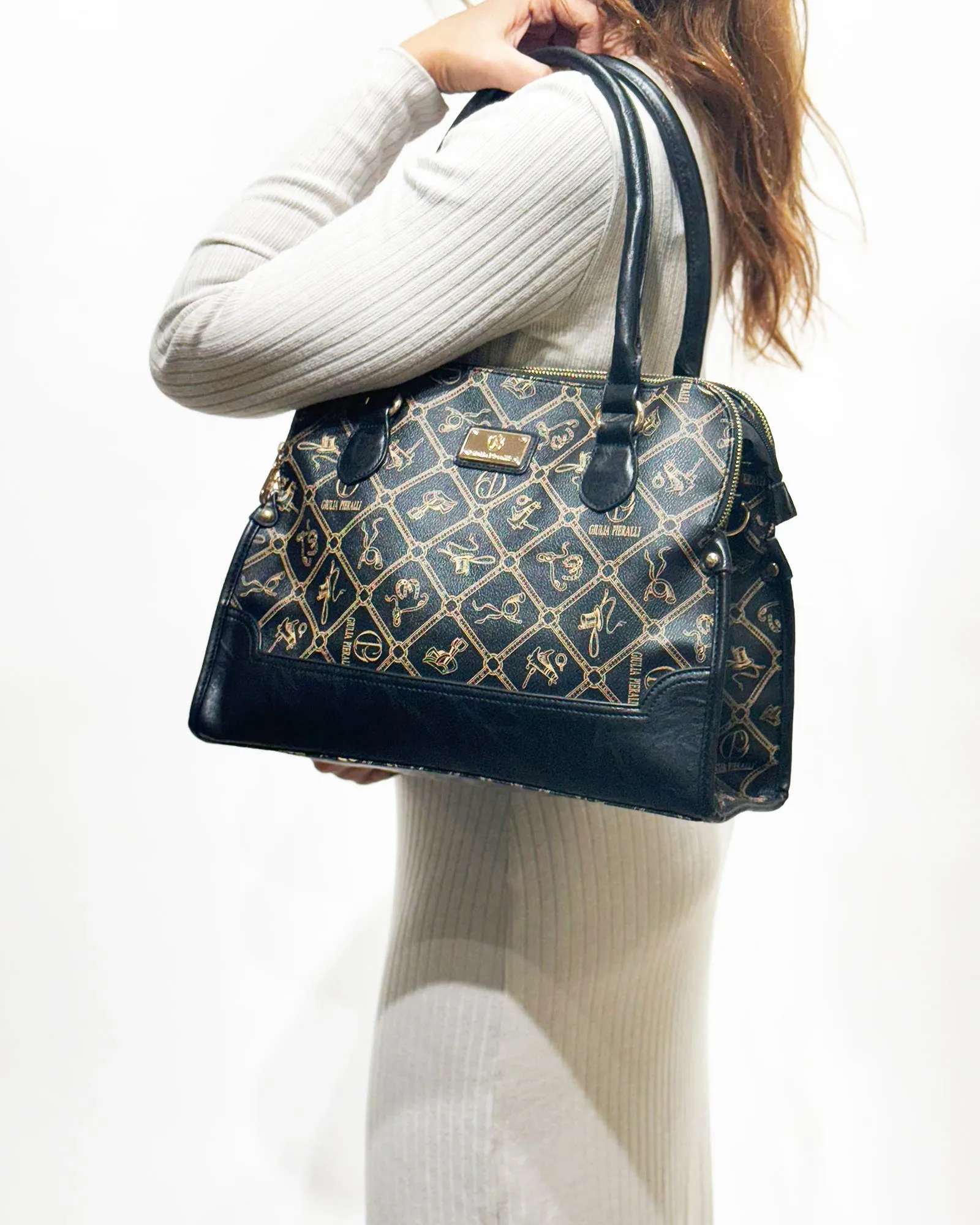 Daniela Satchel