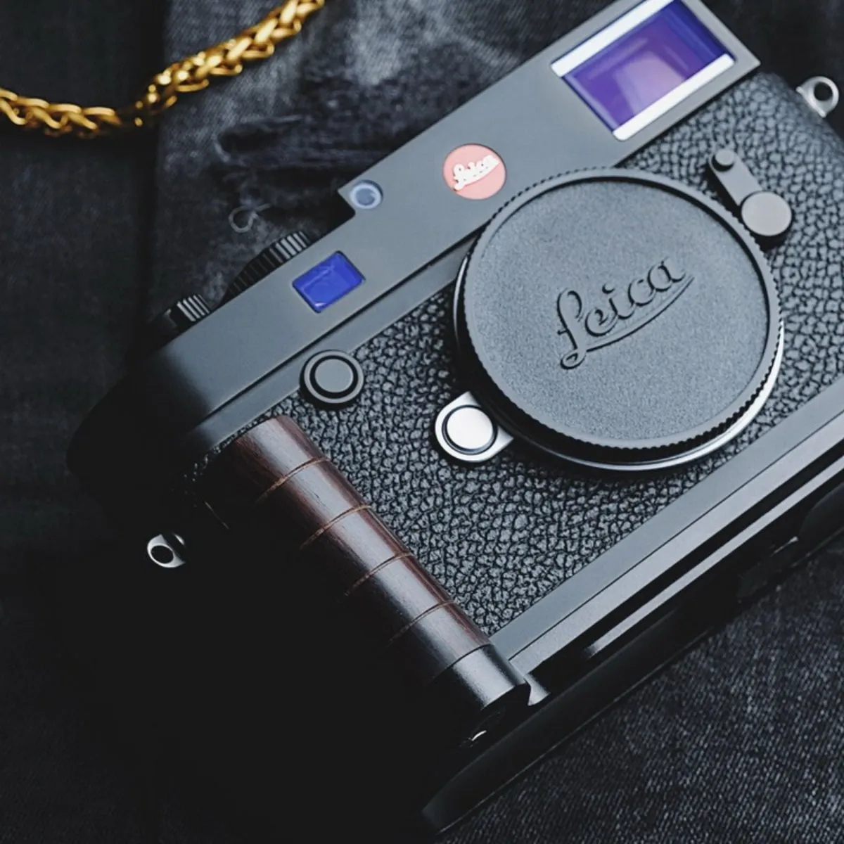 Leica M10 Wooden Grip