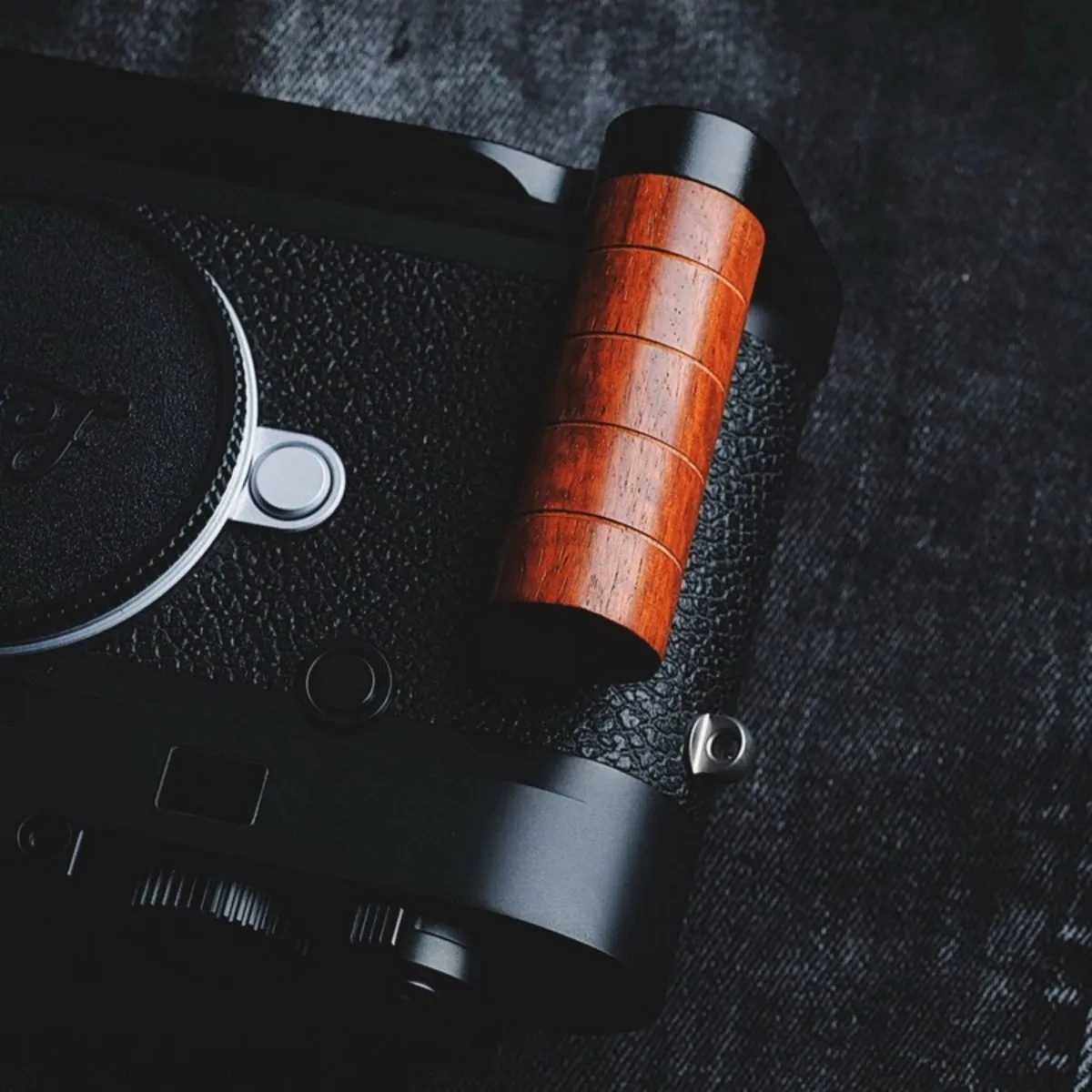 Leica M10 Wooden Grip