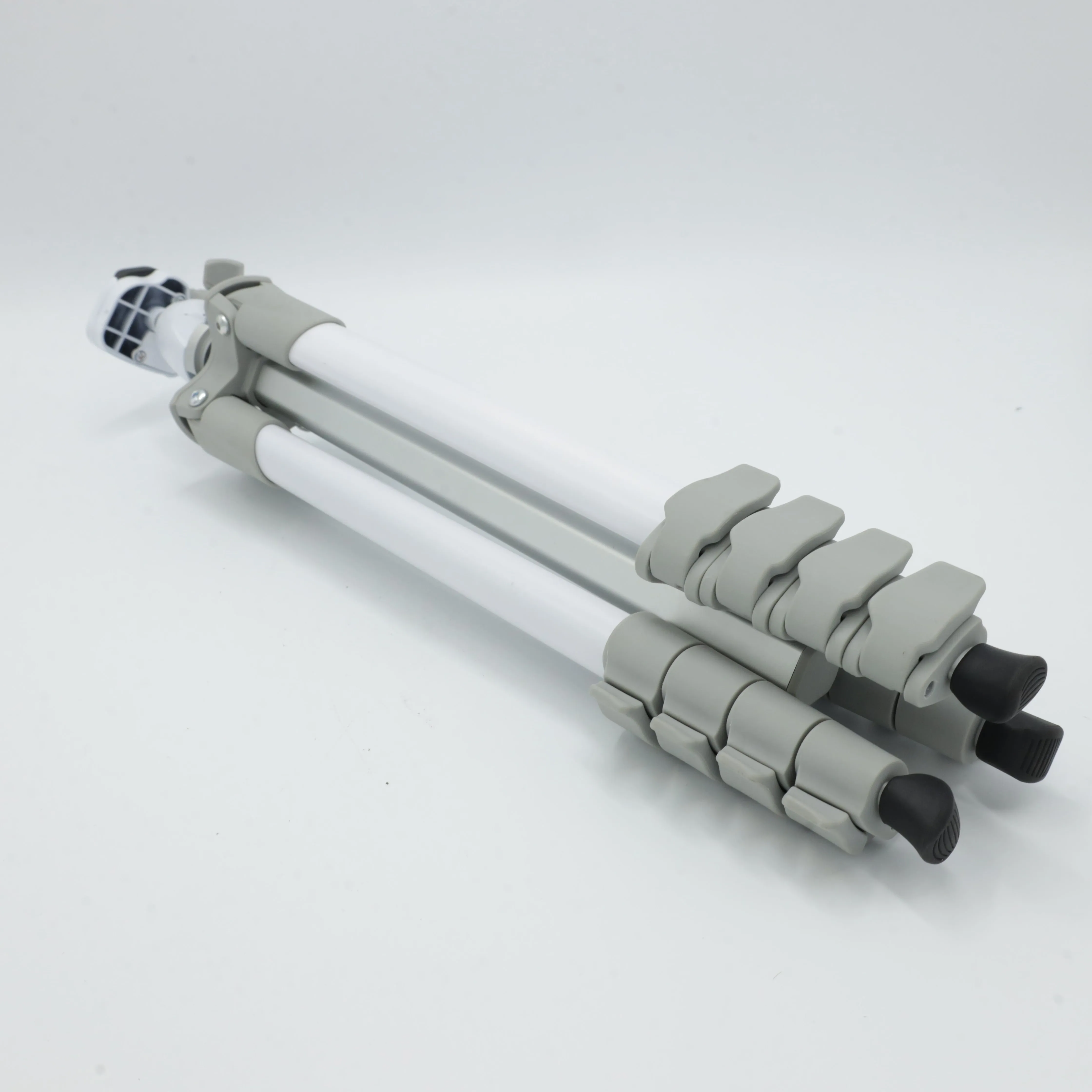 Manfrotto Compact Light Aluminum Tripod (White) *USED*