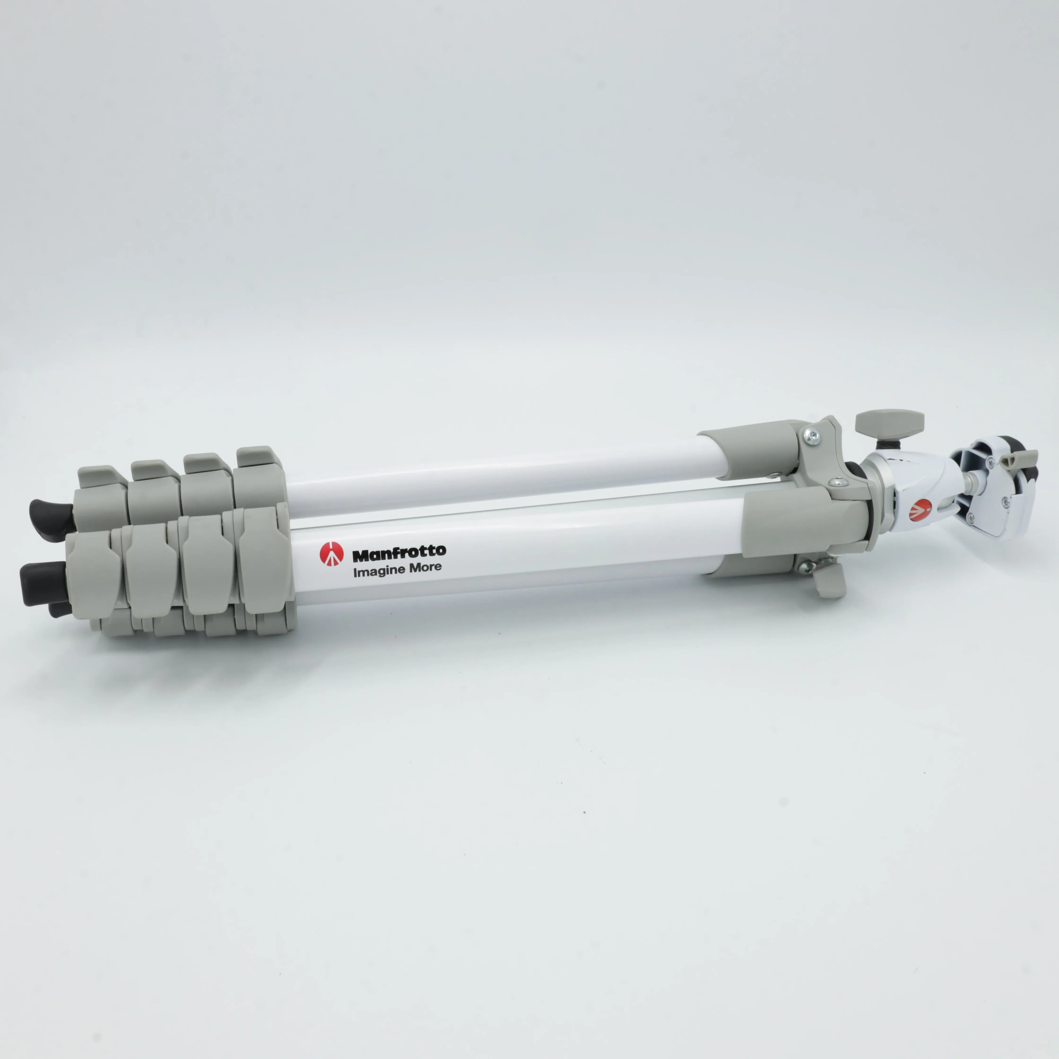 Manfrotto Compact Light Aluminum Tripod (White) *USED*