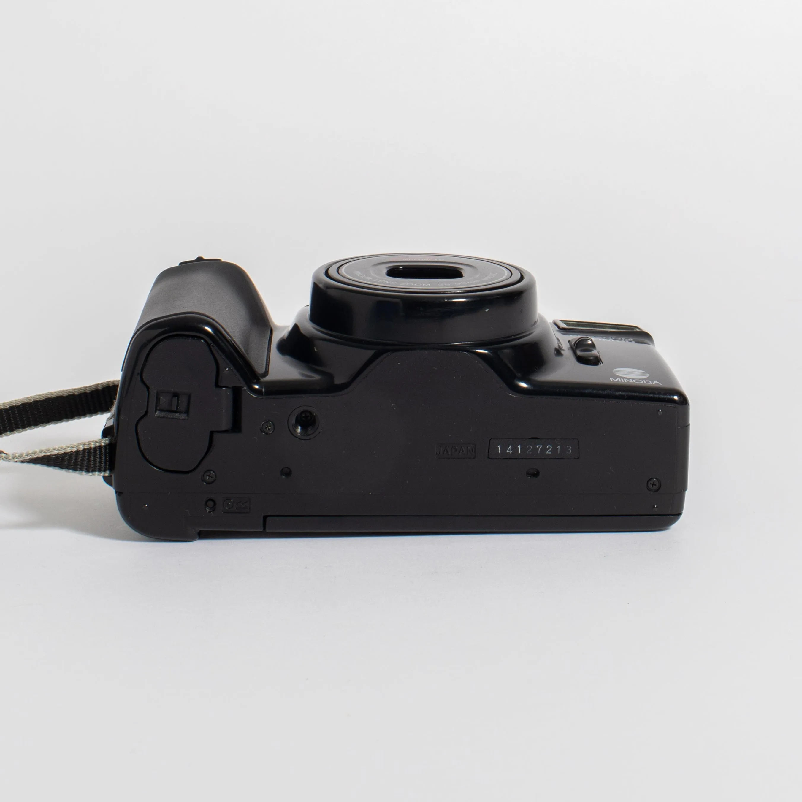 Minolta Freedom Zoom 90 with strap