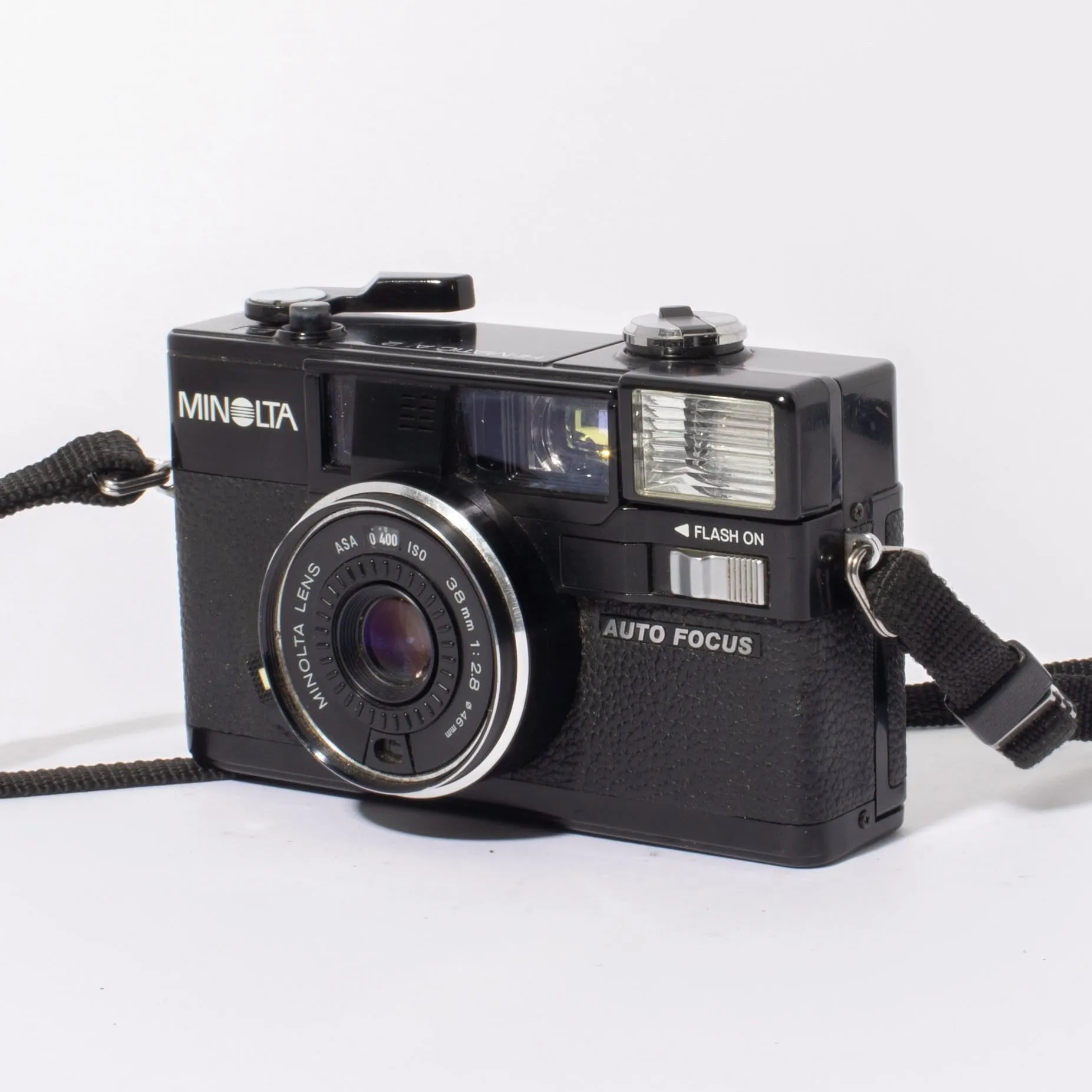 Minolta Hi-Matic AF2 with Bag