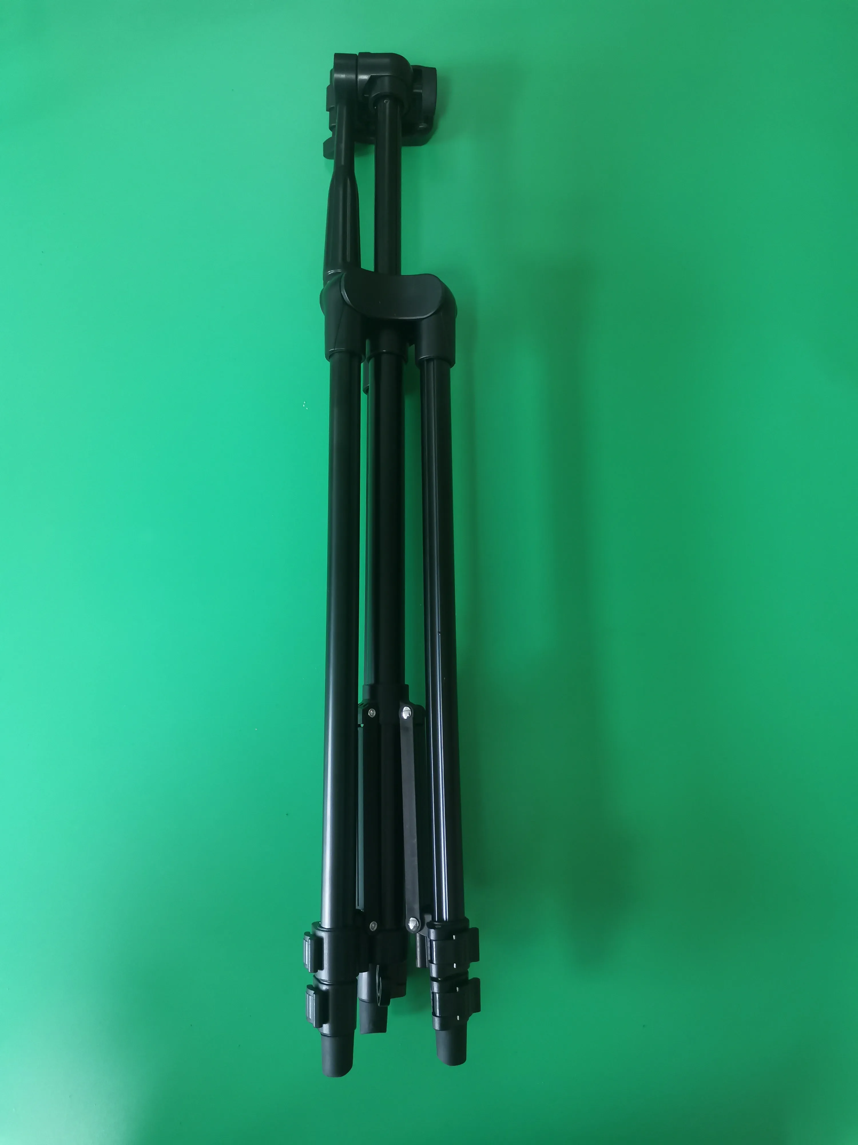 Nacxbwer Tripods for cameras, Lightweight, Portable, with Anti-Skid Pads, 360 Rotating