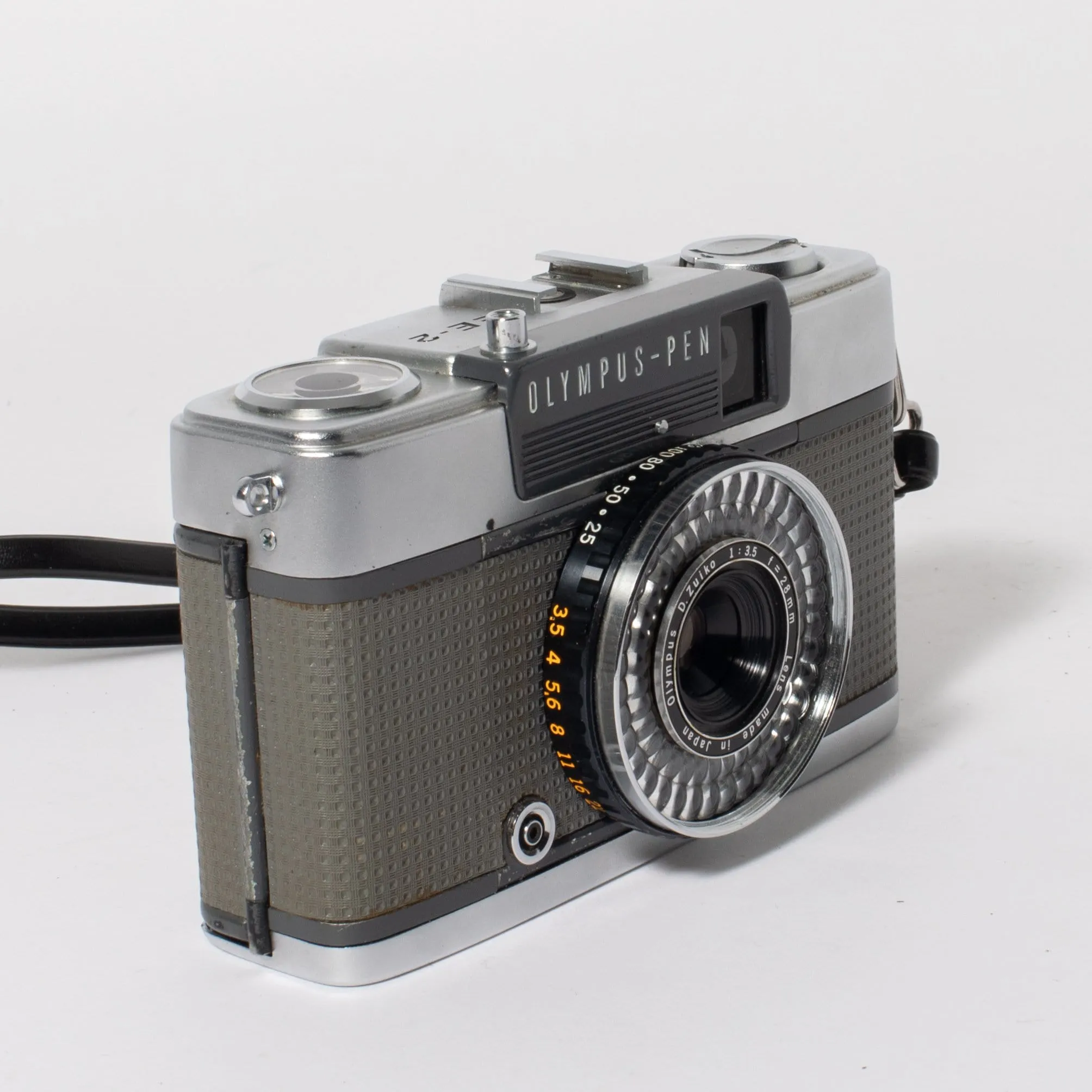 Olympus Pen EE-2 with Bag