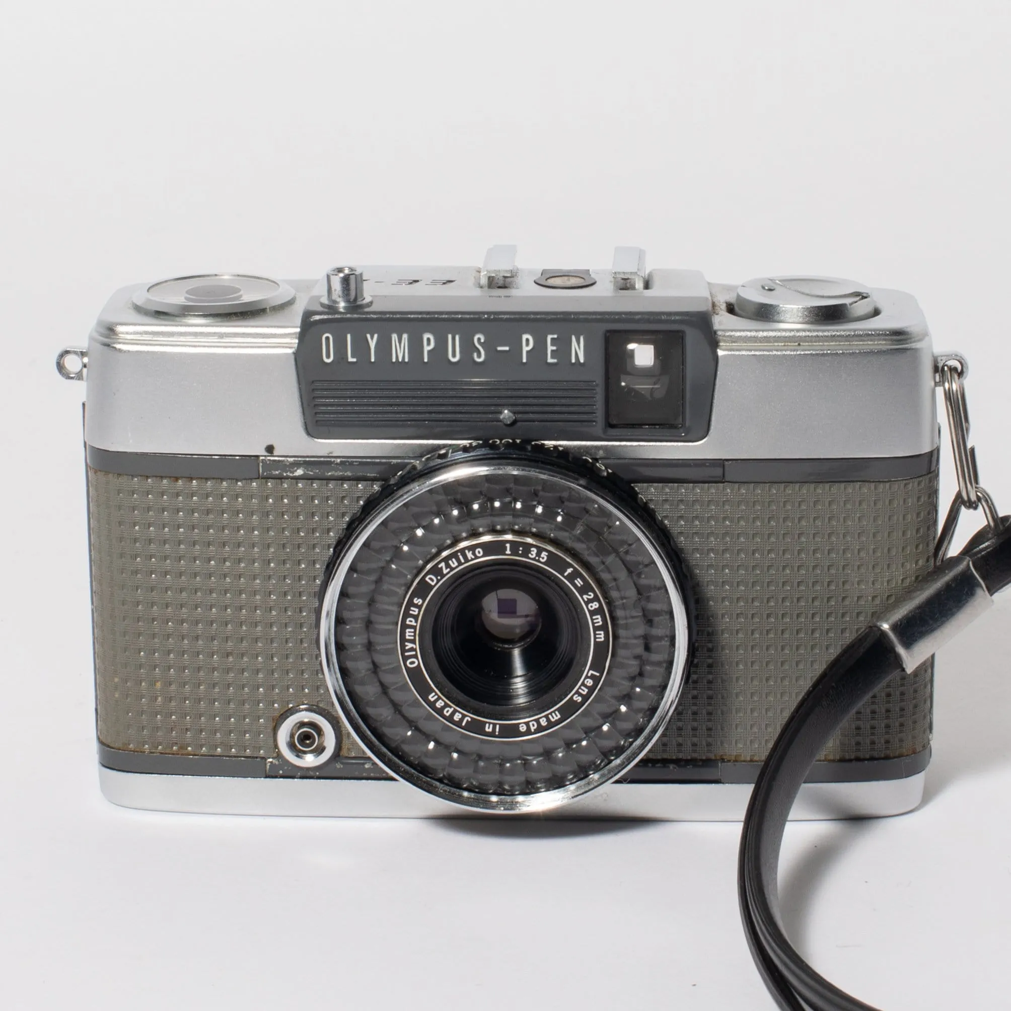 Olympus Pen EE-2 with Bag