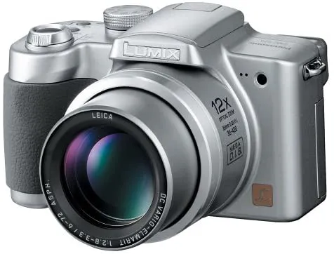 Panasonic Lumix DMC-FZ4 4MP Digital Camera with 12x Image Stabilized Optical Zoom