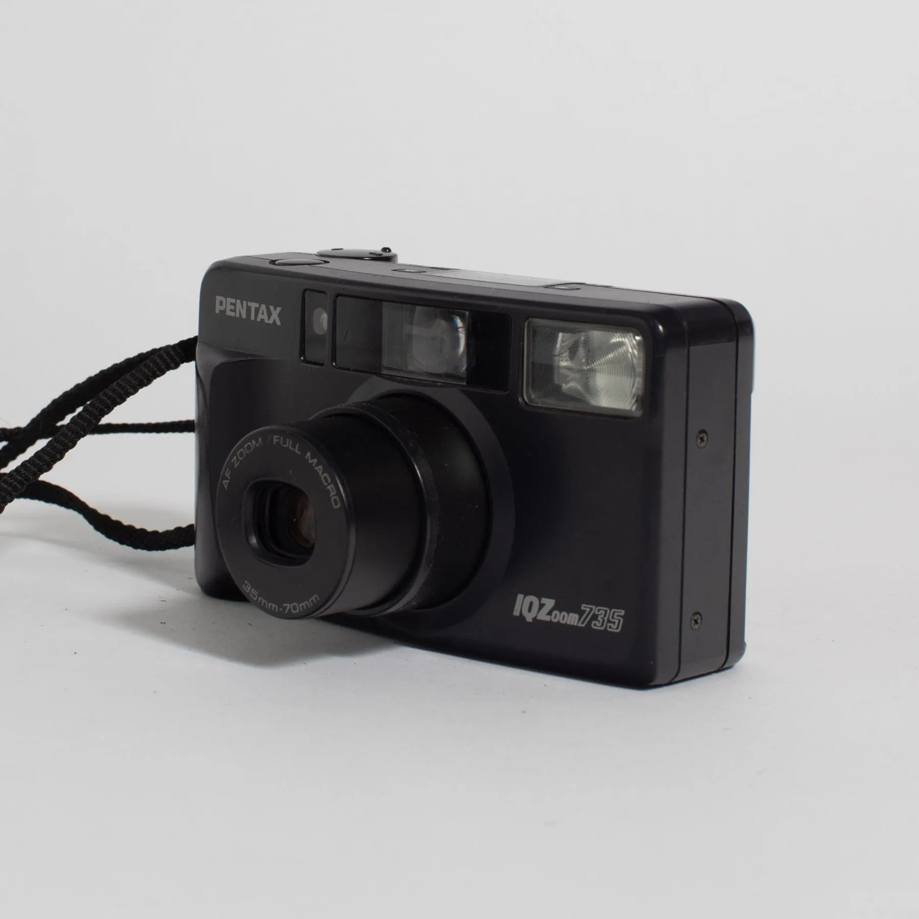 Pentax IQZoom 735 Point and Shoot Camera