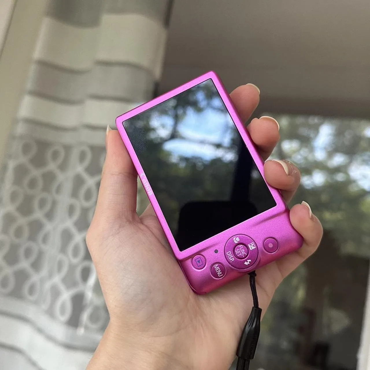 Pink Canon Powershot Elph 100HS Digital Camera 💖📸