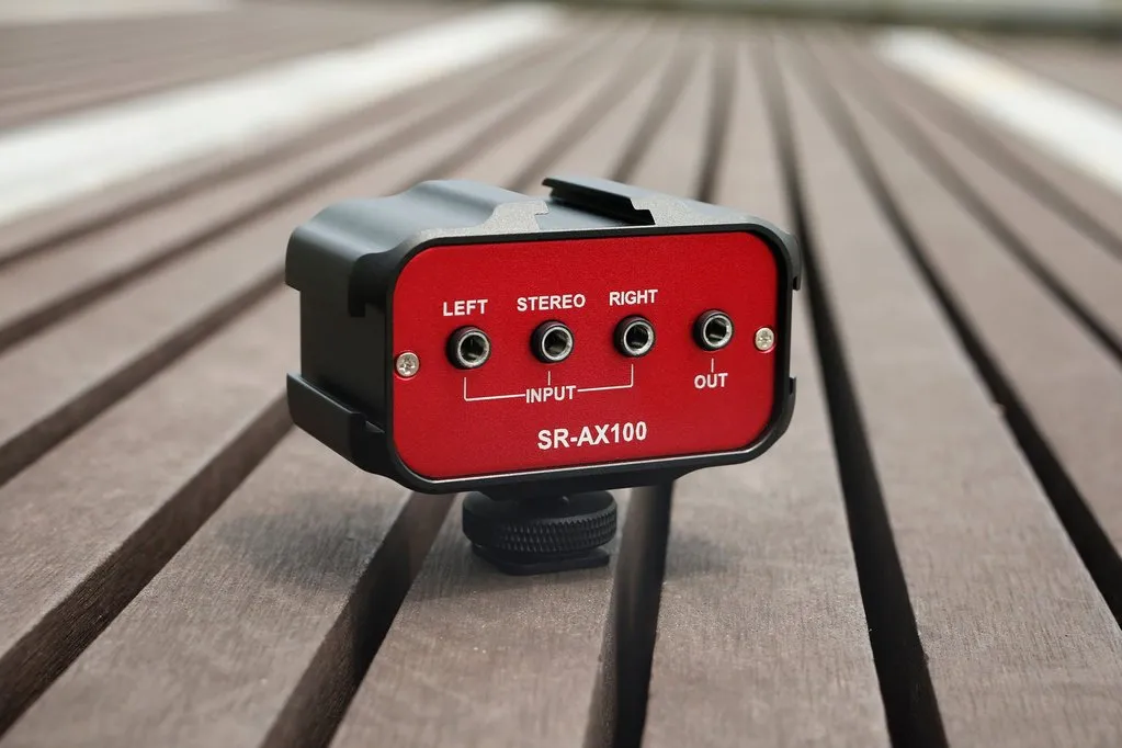 Saramonic SR-AX100 Battery-Free 2-Channel On-Camera 1/8” (3.5mm) Audio Mixer for DSLR, Mirrorless & Video Cameras