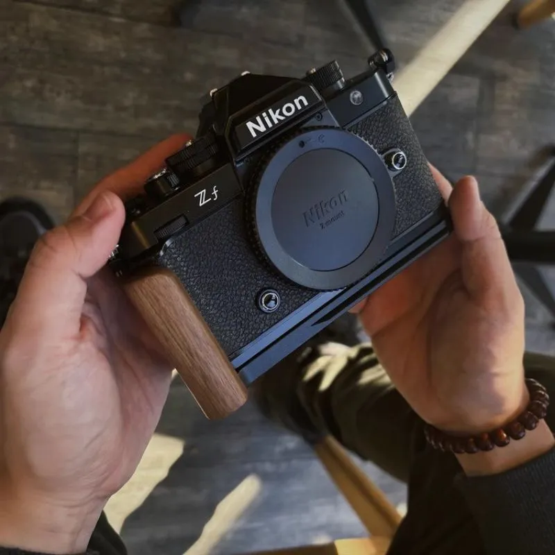 Slim Nikon ZF Grip