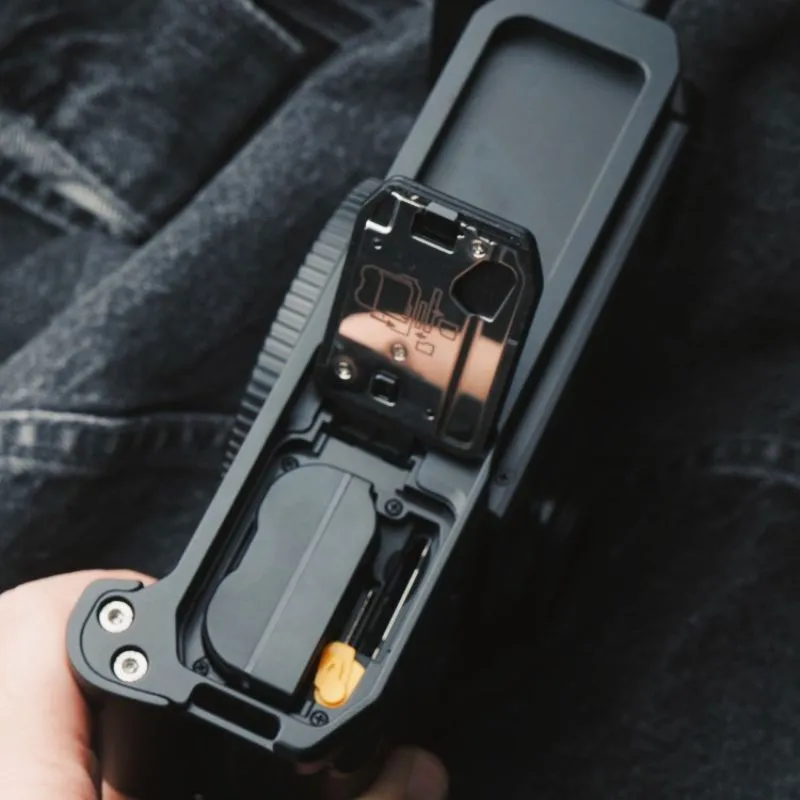 Slim Nikon ZF Grip