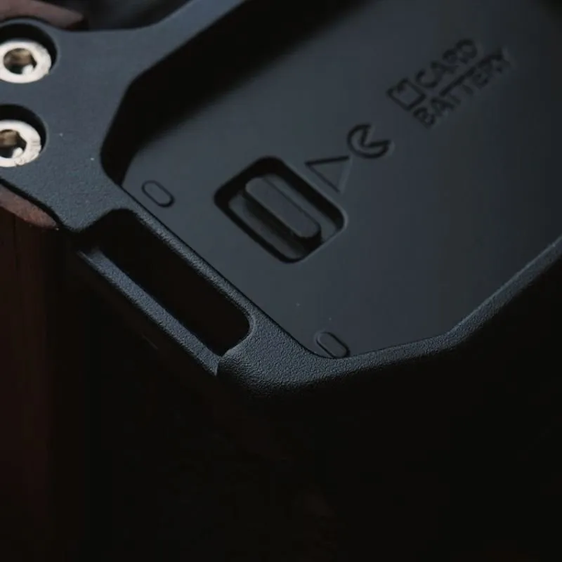 Slim Nikon ZF Grip