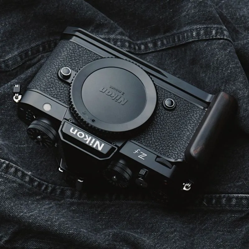 Slim Nikon ZF Grip
