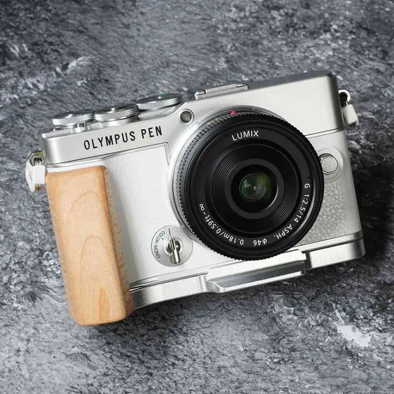 Wooden Olympus PEN EP7 Grip MS Design