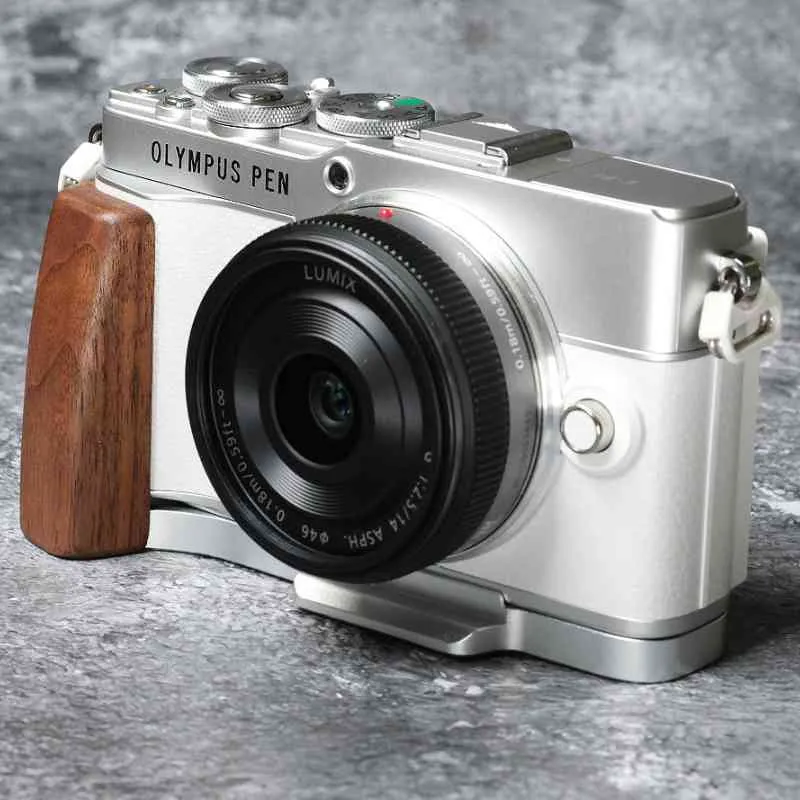 Wooden Olympus PEN EP7 Grip MS Design